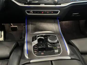 BMW X5 xDrive50e M Sport PANO AHK RFK NAVI
