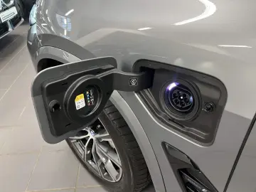 BMW X5 xDrive50e M Sport PANO AHK RFK NAVI