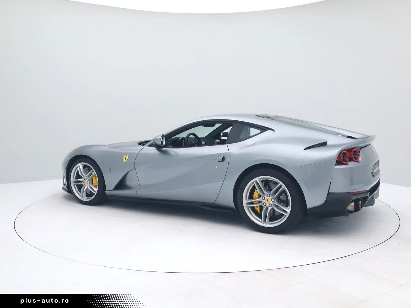 FERRARI 812 Superfast - FERRARI HAMBURG