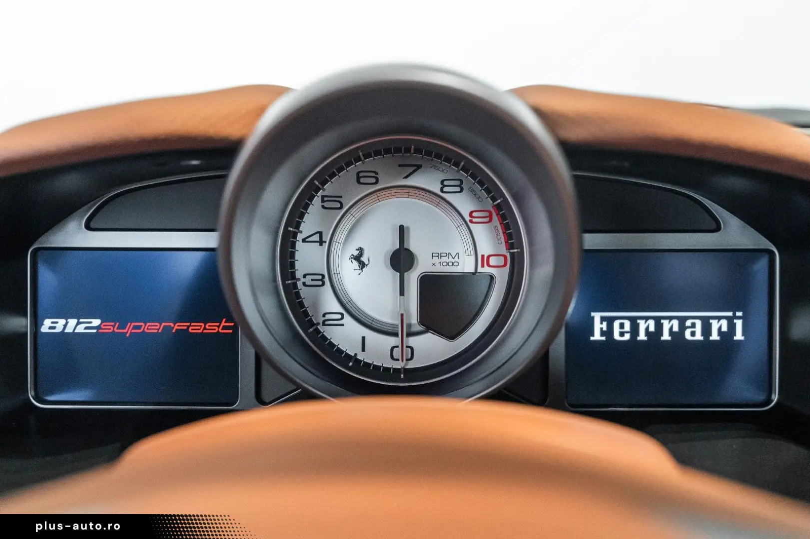FERRARI 812 Superfast 6.5 V12