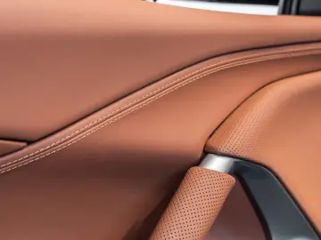 FERRARI 812 Superfast 6.5 V12