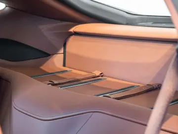 FERRARI 812 Superfast 6.5 V12