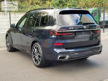 BMW X7 xDrive40i M Sport Pro Leder Pano HUD 22''