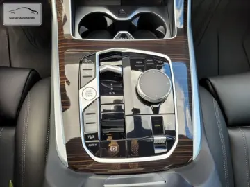 BMW X7 xDrive40i M Sport Pro Leder Pano HUD 22''