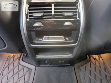 BMW X7 xDrive40i M Sport Pro Leder Pano HUD 22''
