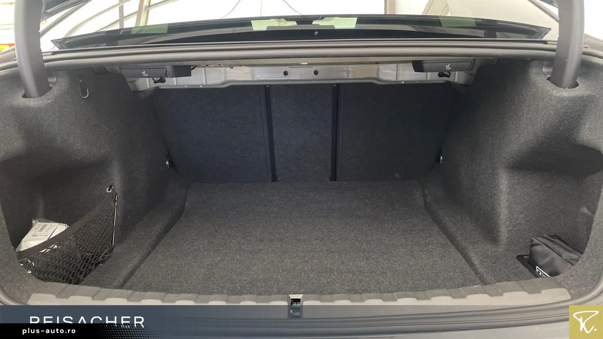 BMW 320d A xDrive M-Pro AHK LCPro 360  LED SHZ 19 LM