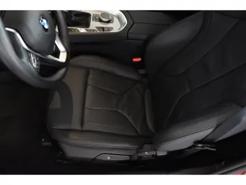 BMW Z4 sDrive 20i Roadster Innovationspaket Head up