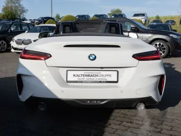 BMW Z4 Roadster sDrive 20i HUD LED NAVI KAMERA LEDER