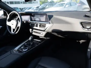 BMW Z4 Roadster sDrive 20i HUD LED NAVI KAMERA LEDER