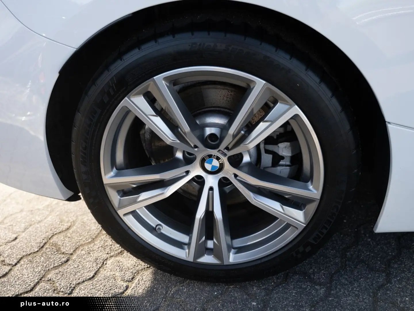 BMW Z4 Roadster sDrive 20i HUD LED NAVI KAMERA LEDER