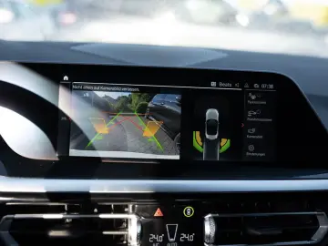 BMW Z4 Roadster sDrive 20i HUD LED NAVI KAMERA LEDER