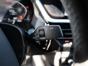 BMW Z4 Roadster sDrive 20i HUD LED NAVI KAMERA LEDER