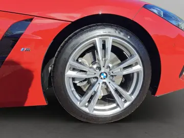 BMW Z4 Roadster sDrive20i LED NAVI LEDER KAMERA 18