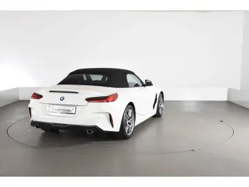 BMW Z4 sDrive 20i Roadster Driving Assistant HiFi Le