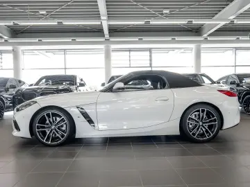 BMW Z4 sDrive20i M Sport ACC RFK NAVI LED PDC V H