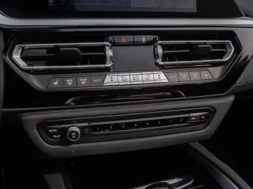 BMW Z4 20iMSport Navi HUD RFK Leder LenkradHZG eSitz