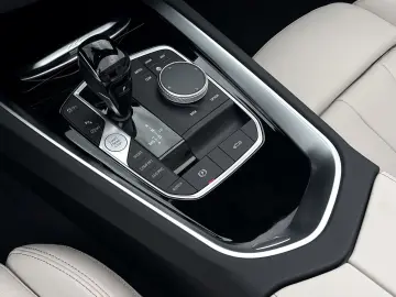 BMW Z4 sDrive20i  7tkm  M SPORTPAKET Head-Up