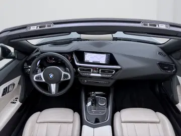 BMW Z4 sDrive30i [M Sport  HiFi  HUD  LED  PDC  SHZ]