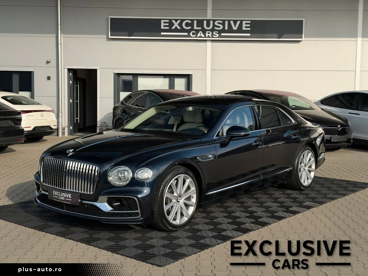 BENTLEY FLYING SPUR W12   FIRST EDITION   NEW SERVICE 26