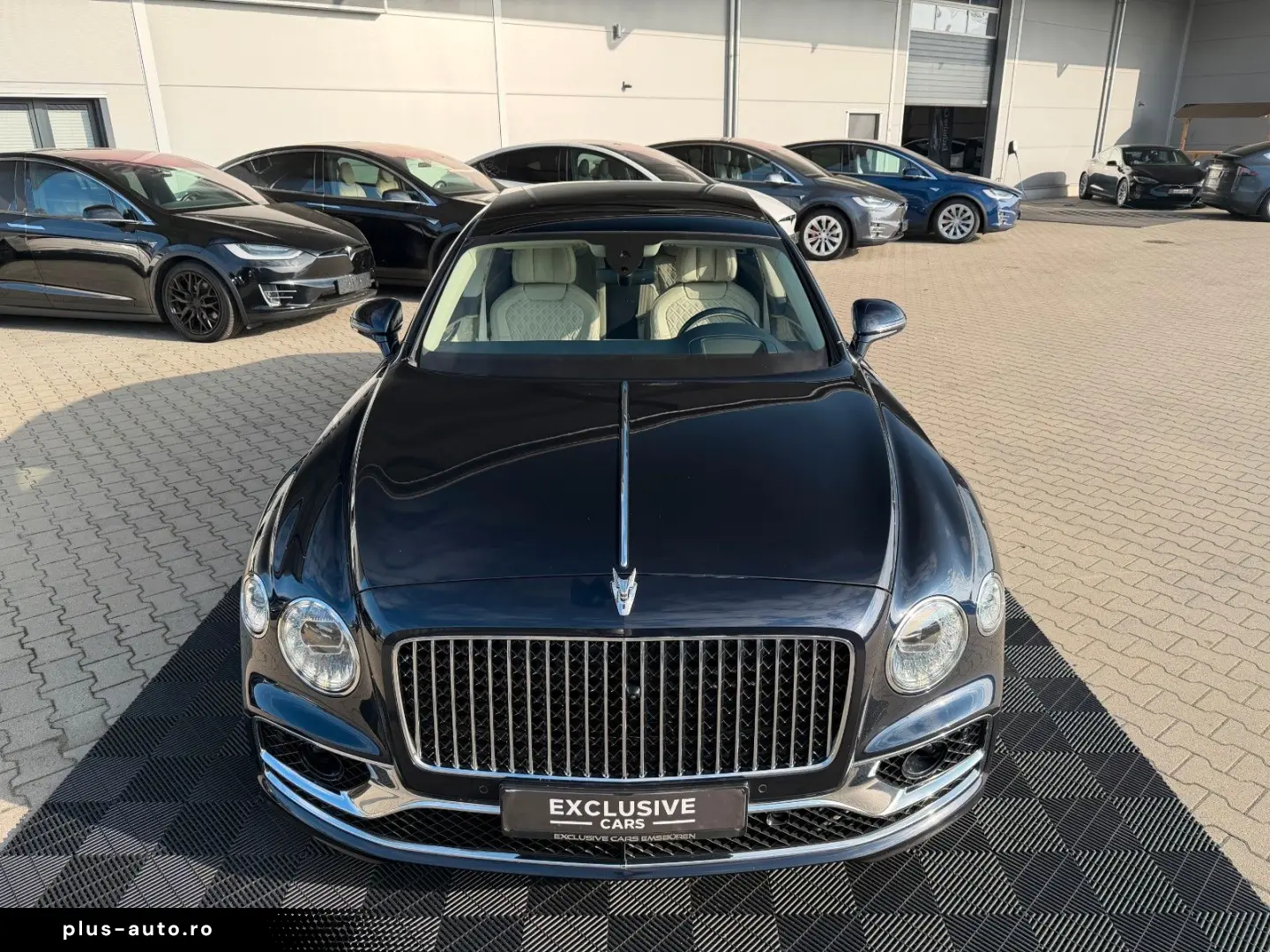 BENTLEY FLYING SPUR W12   FIRST EDITION   NEW SERVICE 26