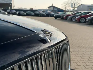 BENTLEY FLYING SPUR W12   FIRST EDITION   NEW SERVICE 26