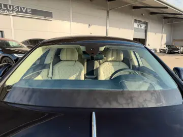 BENTLEY FLYING SPUR W12   FIRST EDITION   NEW SERVICE 26