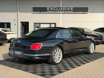 BENTLEY FLYING SPUR W12   FIRST EDITION   NEW SERVICE 26