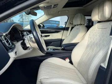BENTLEY FLYING SPUR W12   FIRST EDITION   NEW SERVICE 26