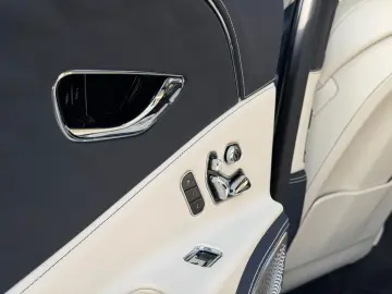 BENTLEY FLYING SPUR W12   FIRST EDITION   NEW SERVICE 26