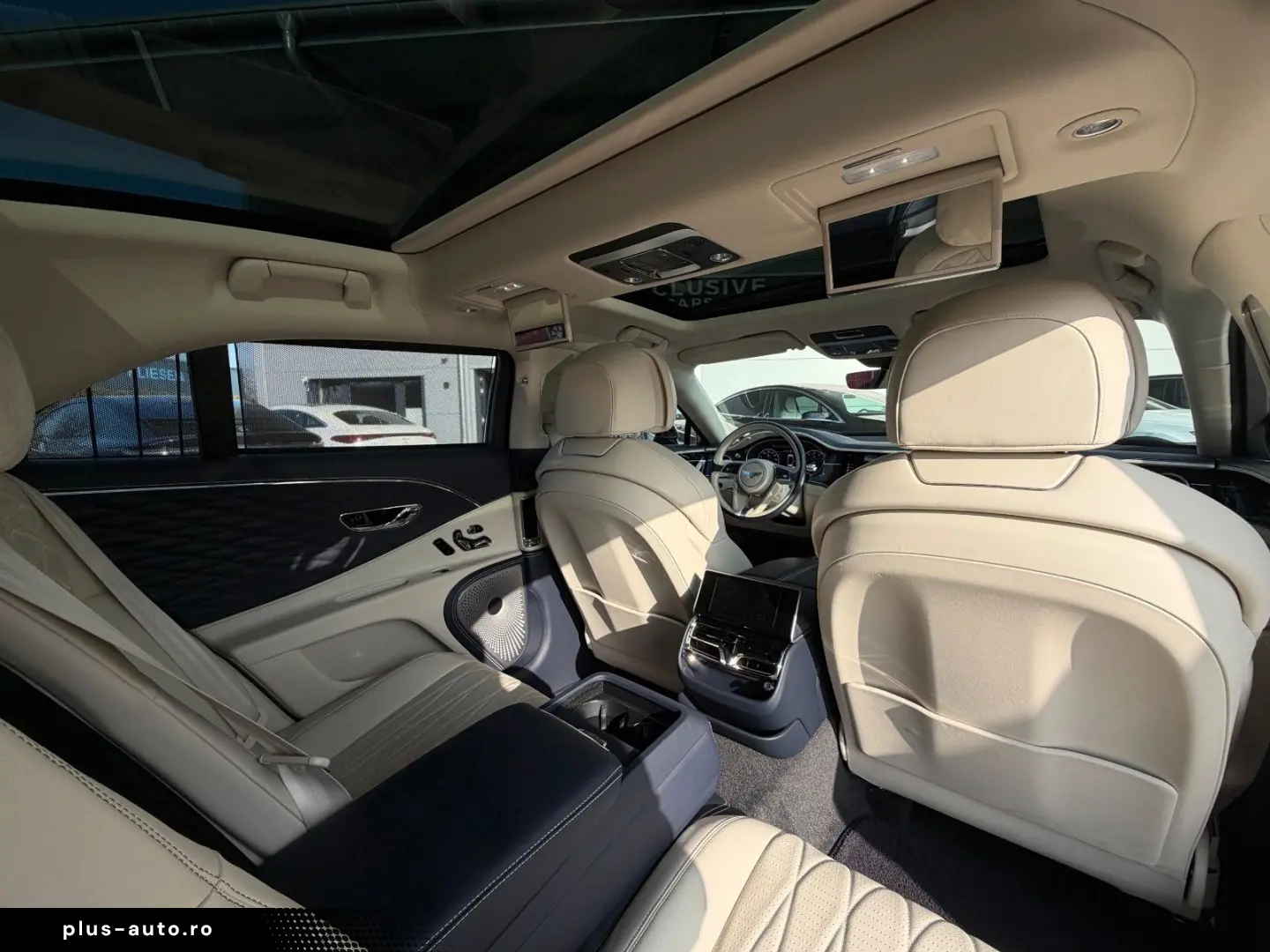 BENTLEY FLYING SPUR W12   FIRST EDITION   NEW SERVICE 26
