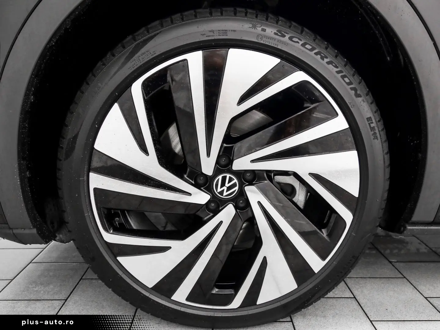 VW ID.4 GTX