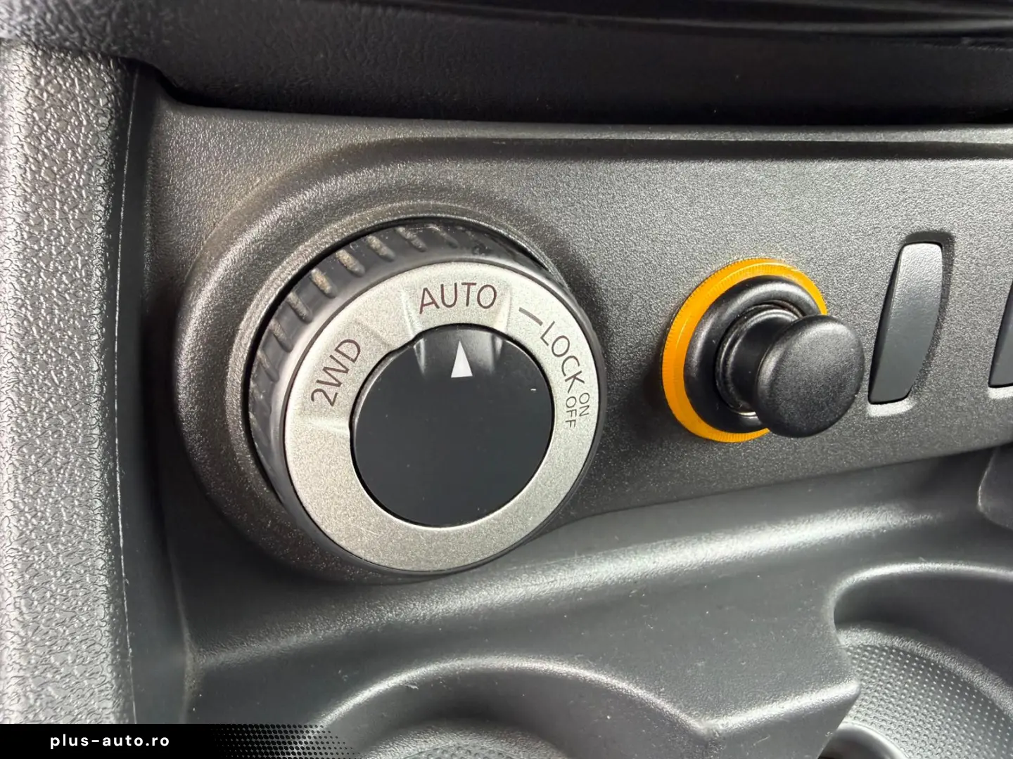 Dacia Duster 2011  1.6 Benzina