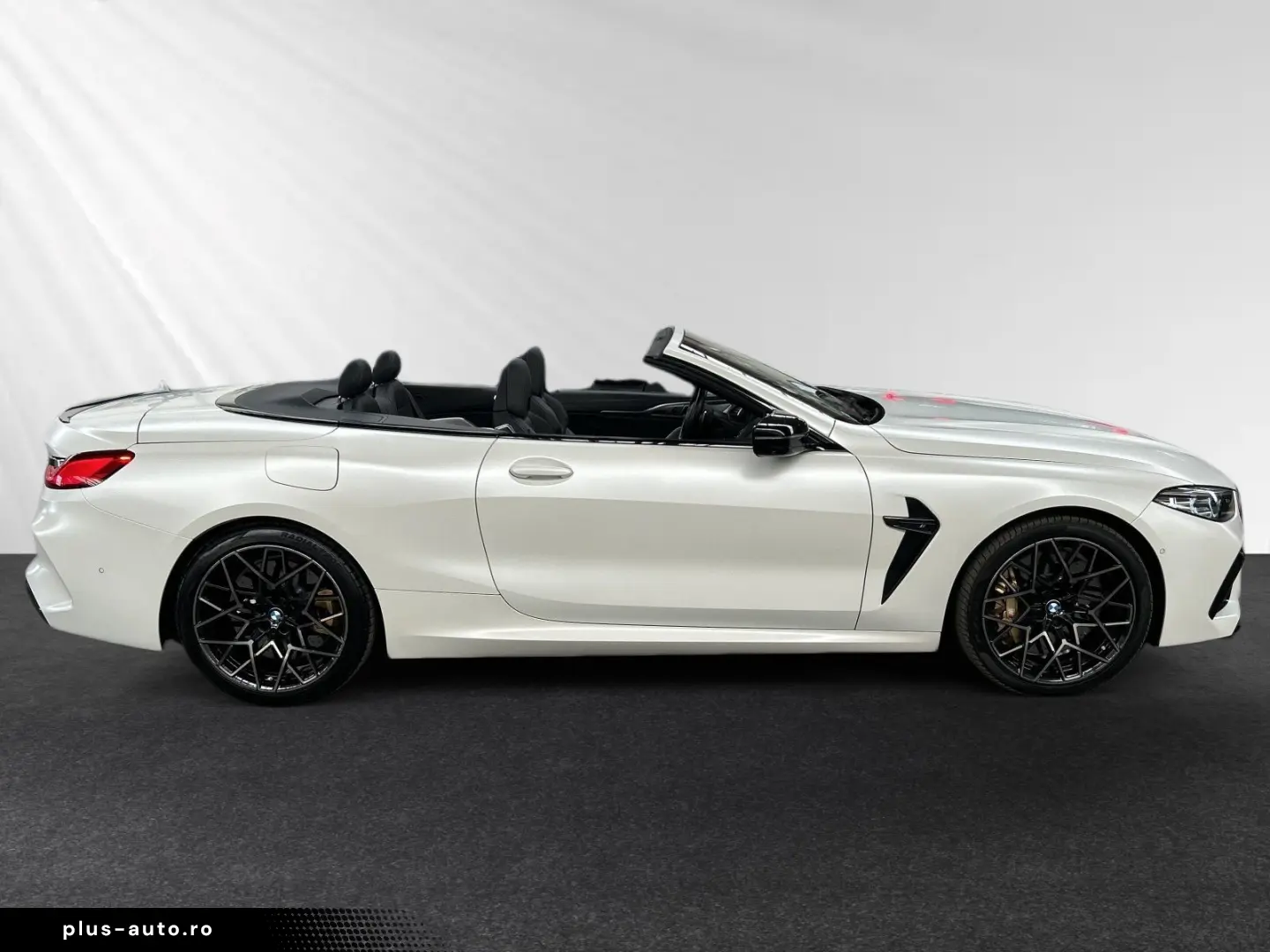 BMW M8 Competition Cabrio xDrive M Driver's Package