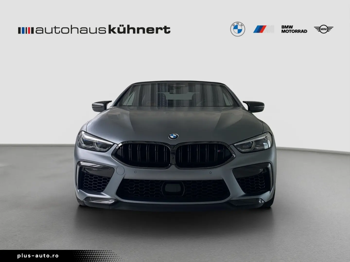 BMW M8 Competition Cabrio xDrive B&W    DriversPacka