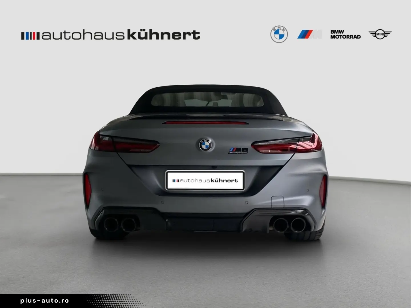 BMW M8 Competition Cabrio xDrive B&W    DriversPacka