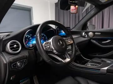 Mercedes-Benz GLC 220 d 4 Matic AMG design