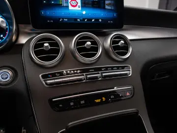Mercedes-Benz GLC 220 d 4 Matic AMG design