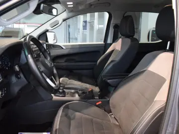 VW Amarok Style DoKa 2.0 TDI 4M AHK SHZ KLIMA