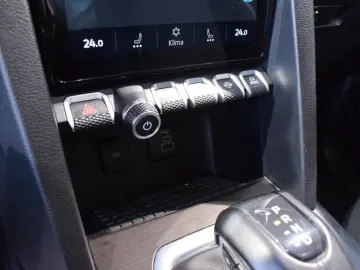 VW Amarok Style DoKa 2.0 TDI 4M AHK SHZ KLIMA