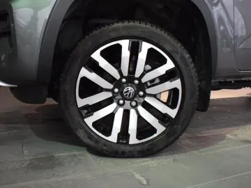 VW Amarok Style DoKa 2.0 TDI 4M AHK SHZ KLIMA
