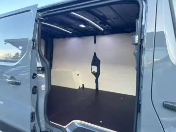 RENAULT Trafic KOMFORT L2H1 3 1t Blue dCi 150 KAMERA