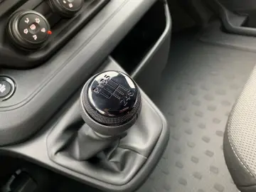 RENAULT Trafic KOMFORT L2H1 3 1T BLUE DCI 150 LED DAB ZV