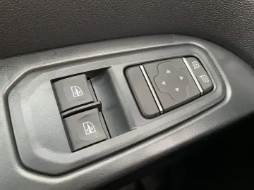 RENAULT Trafic KOMFORT L2H1 3 1T BLUE DCI 150 LED DAB ZV