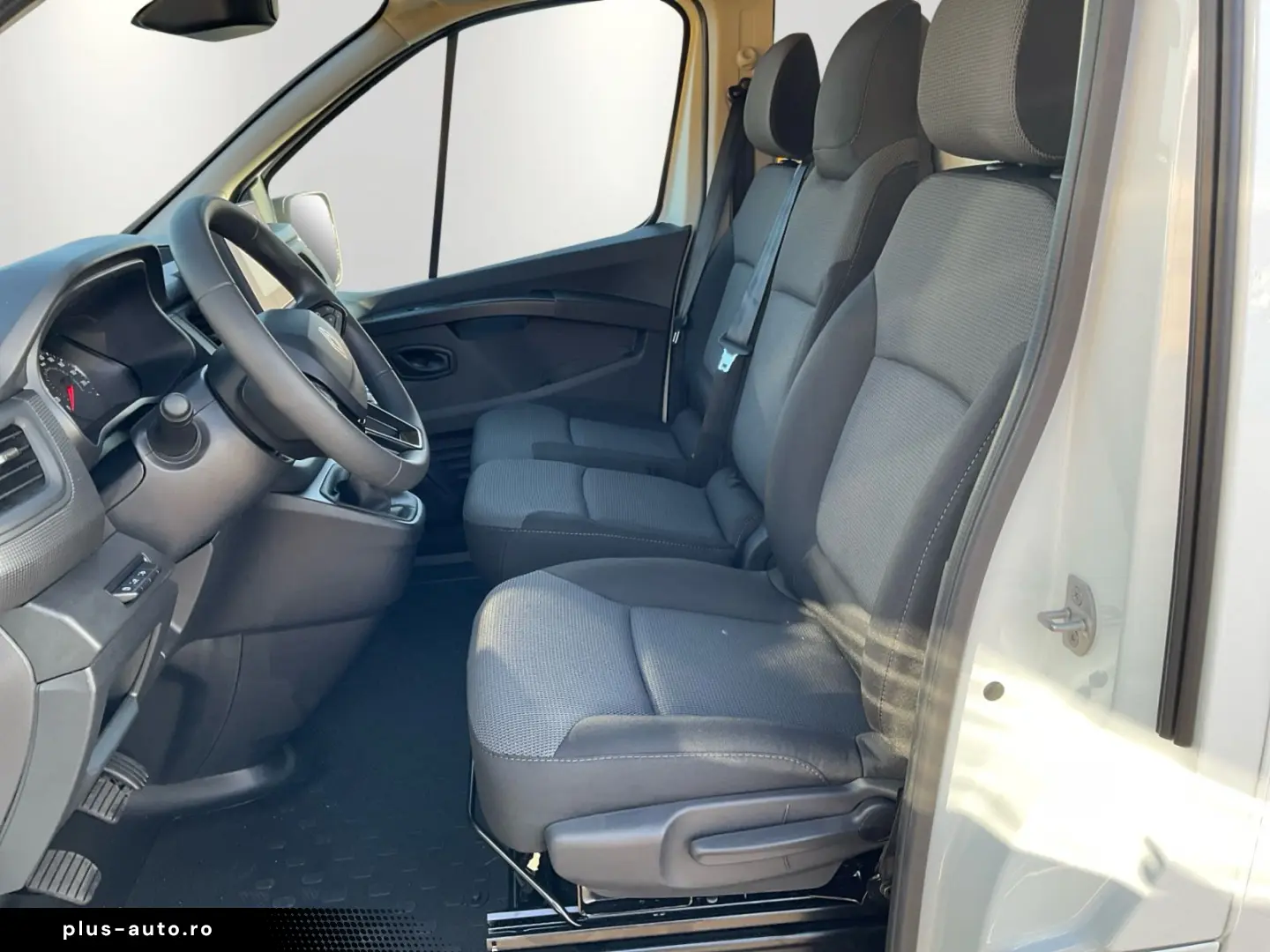 RENAULT Trafic Business  L2H1 3 1t Blue dCi 150