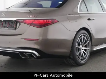 MERCEDES-BENZ S 63 E Perfo. AMG Exklusiv