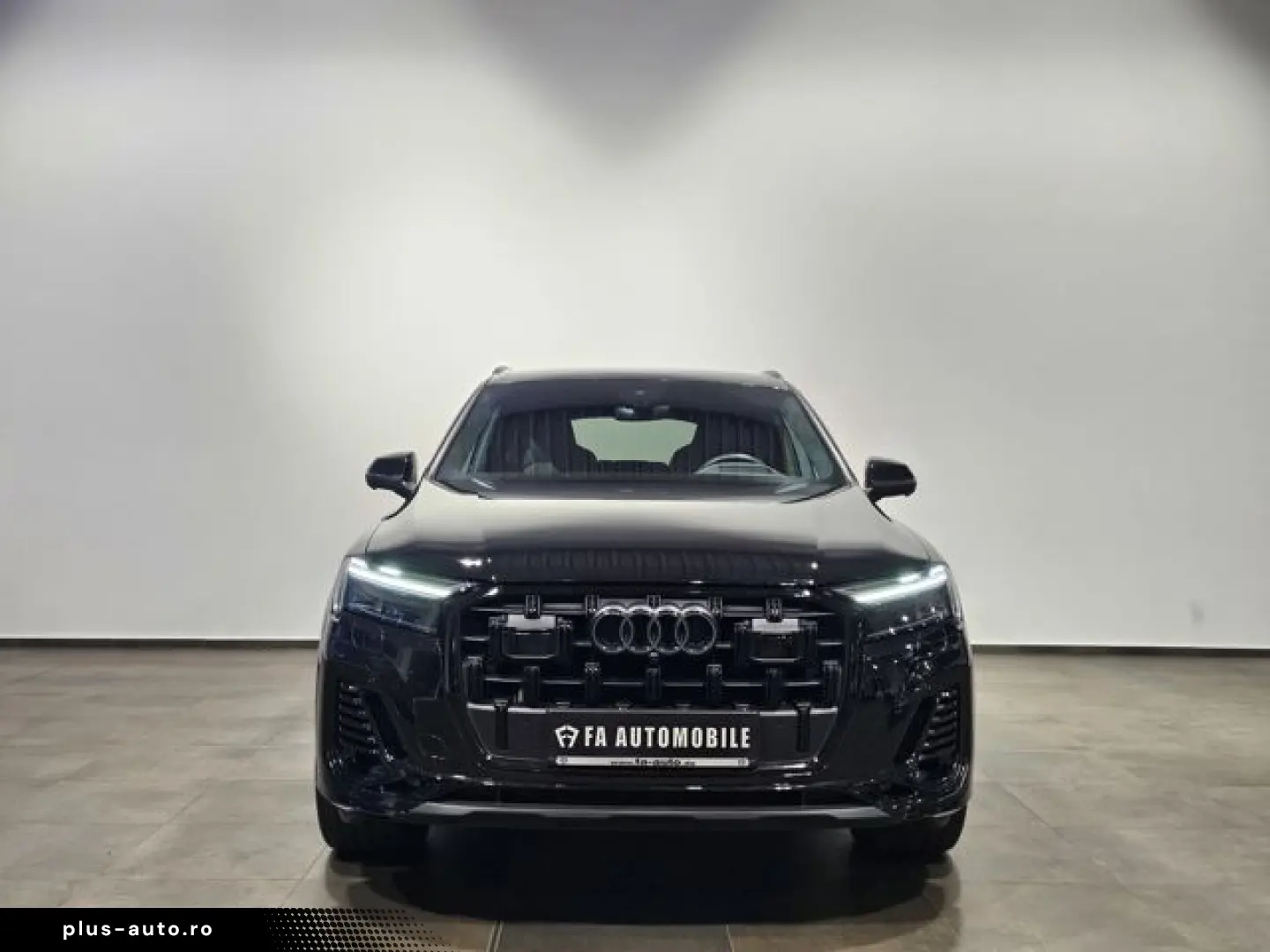 AUDI Q7 55 TFSI e S Line