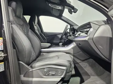 AUDI Q7 55 TFSI e S Line