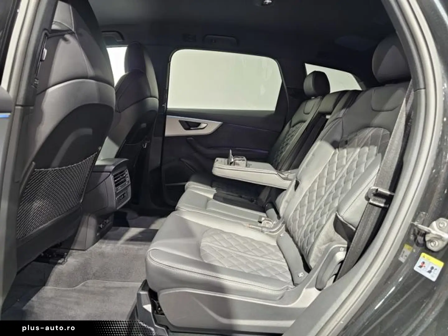 AUDI Q7 55 TFSI e S Line