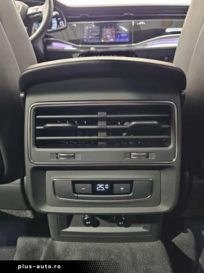 AUDI Q7 55 TFSI e S Line