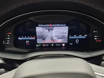 AUDI Q8 50 TDI S Line